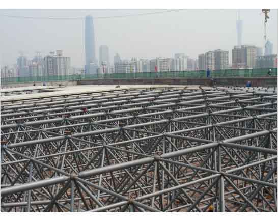 六安新建铁路干线广州调度网架工程